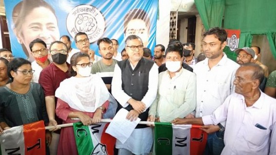 196 Voters joined TMC in Agartala 196 Voters joined TMC in Agartala